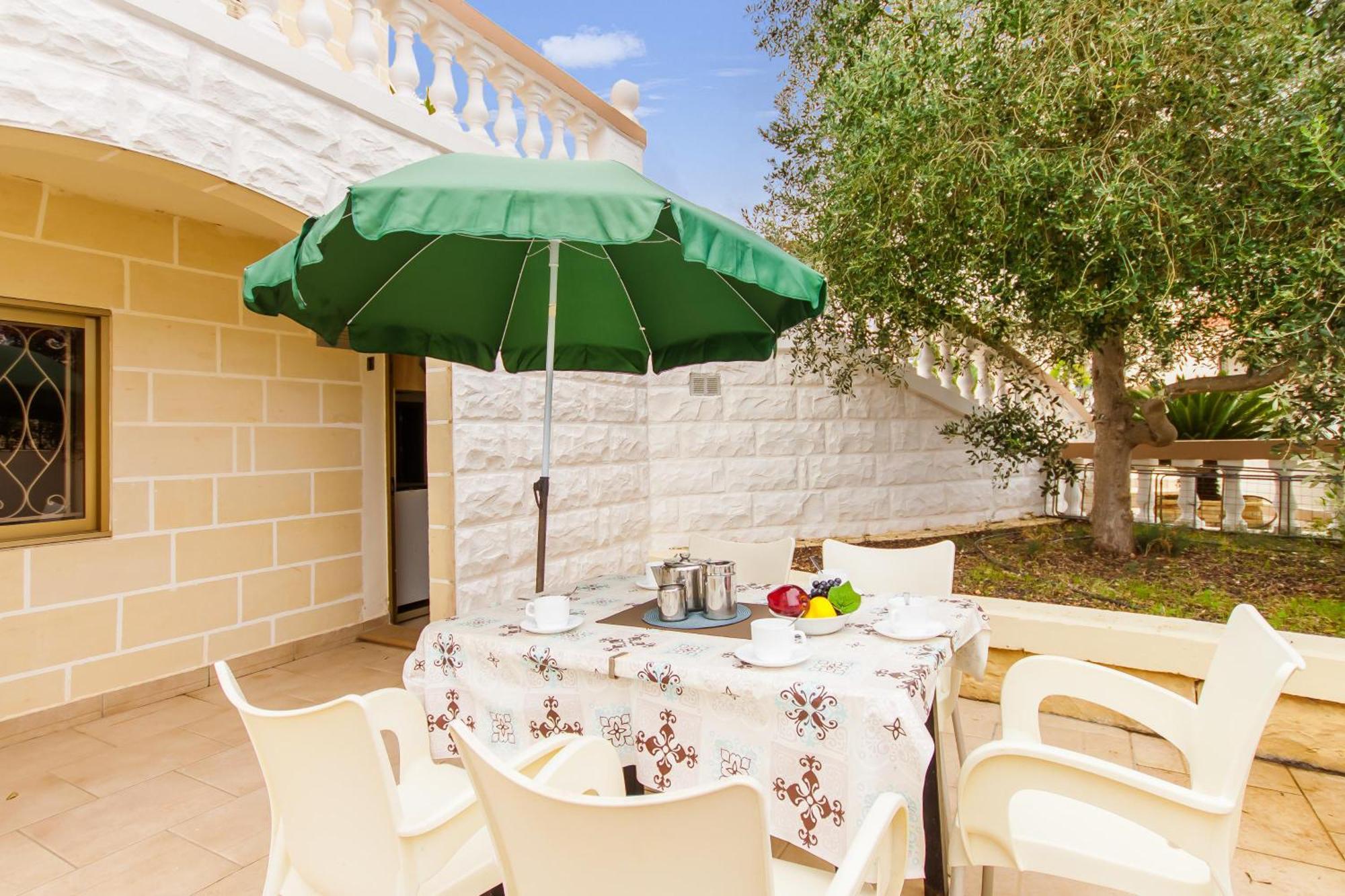 Villa & Pool Apartments In Mellieha Bay Exterior photo